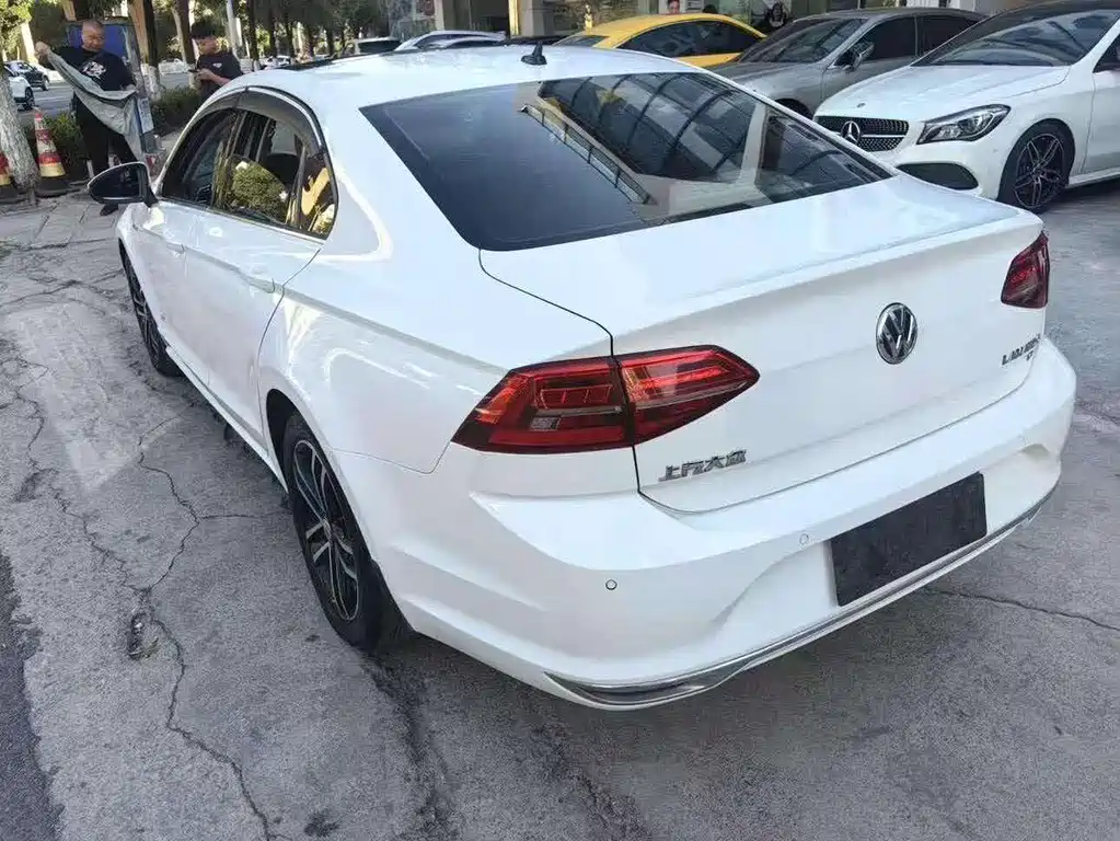Volkswagen Lamando — миниатюра 11