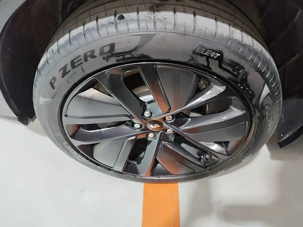 Li Auto Li L9 — миниатюра 23