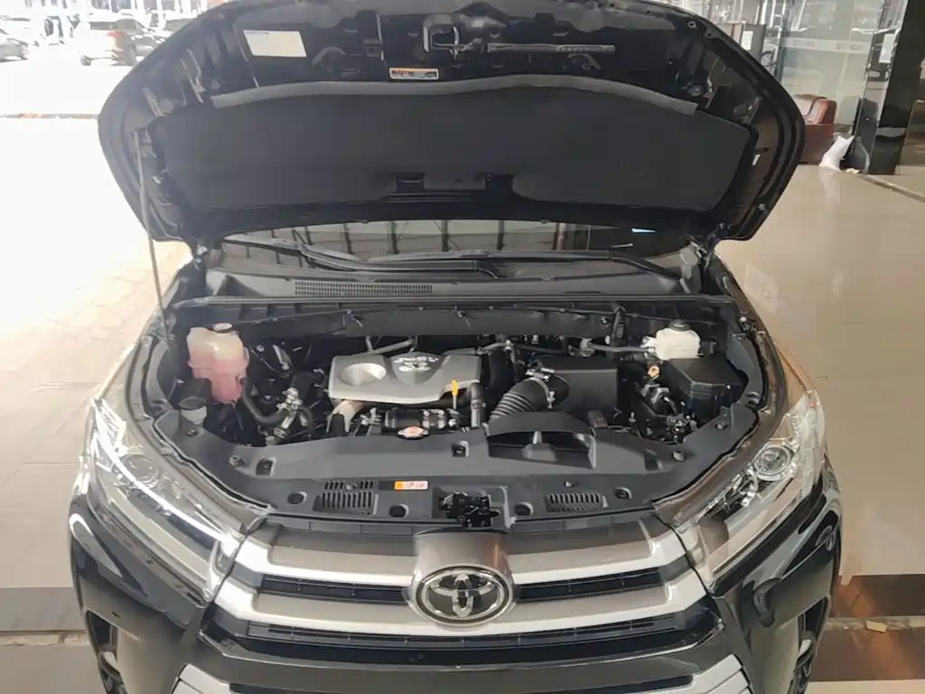 Toyota Highlander — миниатюра 16