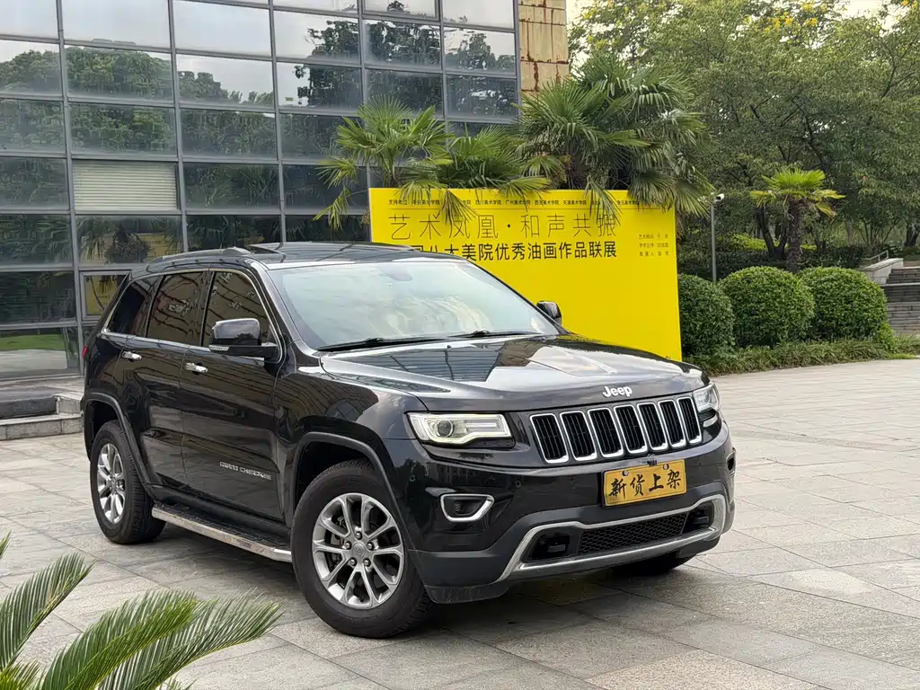 Jeep Grand Cherokee (Import) — миниатюра 3