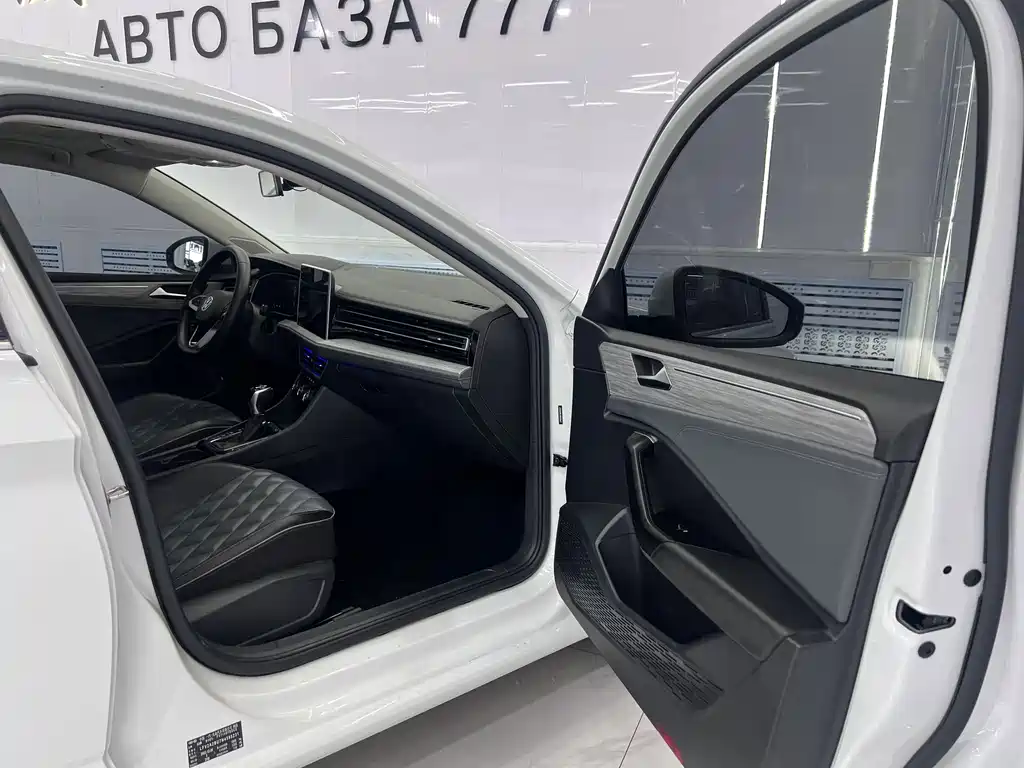 Volkswagen Sagitar — миниатюра 14