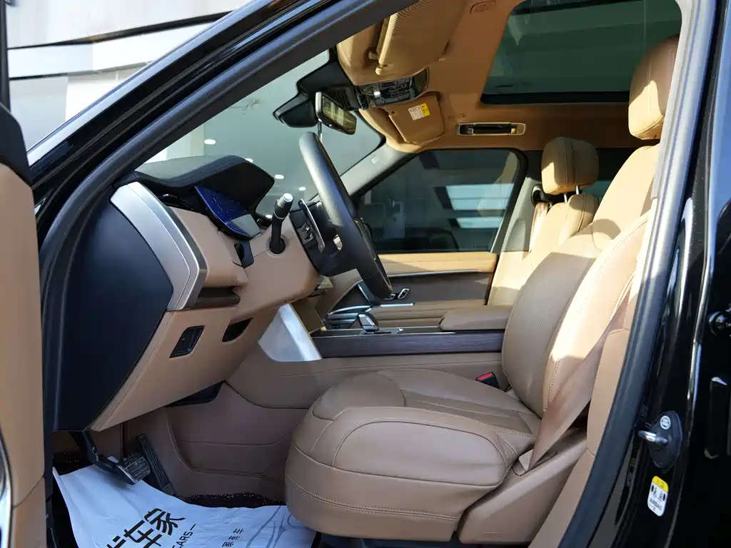 Land Rover Range Rover 2025 3.0 L6 400PS Long Wheelbase