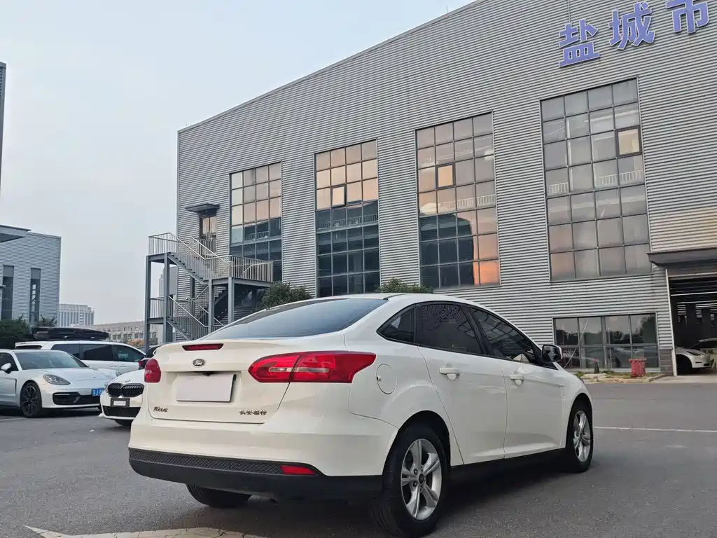 Ford Focus — миниатюра 4