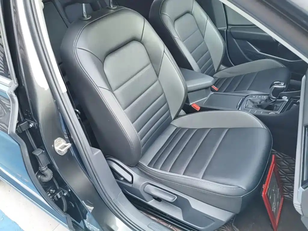Volkswagen Sagitar — миниатюра 25