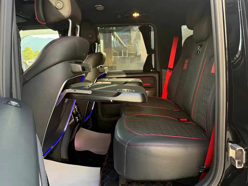 Mercedes-Benz G-Class — миниатюра 11