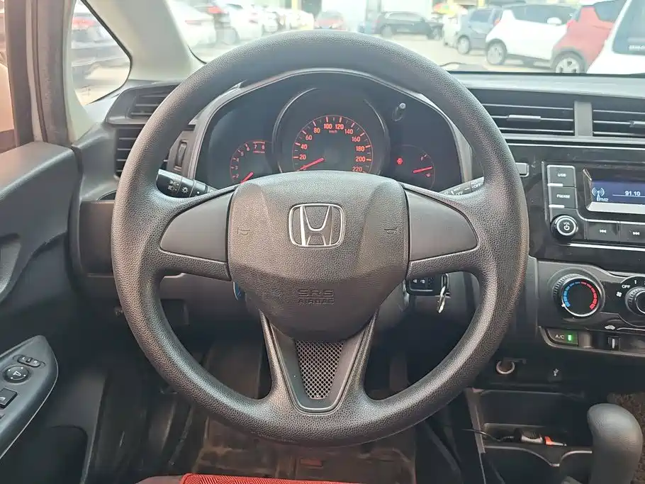 Honda Fit — миниатюра 15