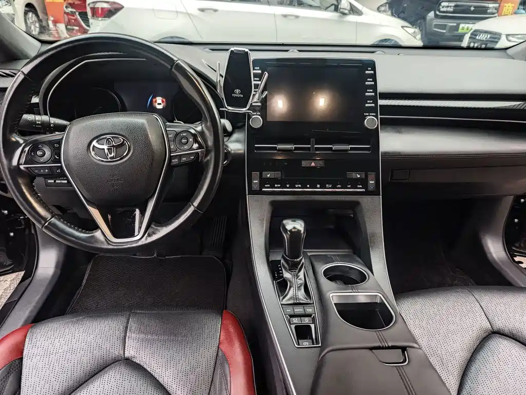Toyota Avalon — миниатюра 13