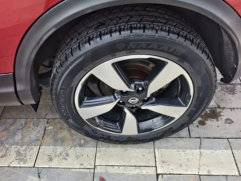 Nissan Qashqai — миниатюра 14