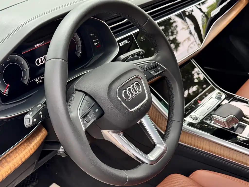 Audi Q7 — миниатюра 25