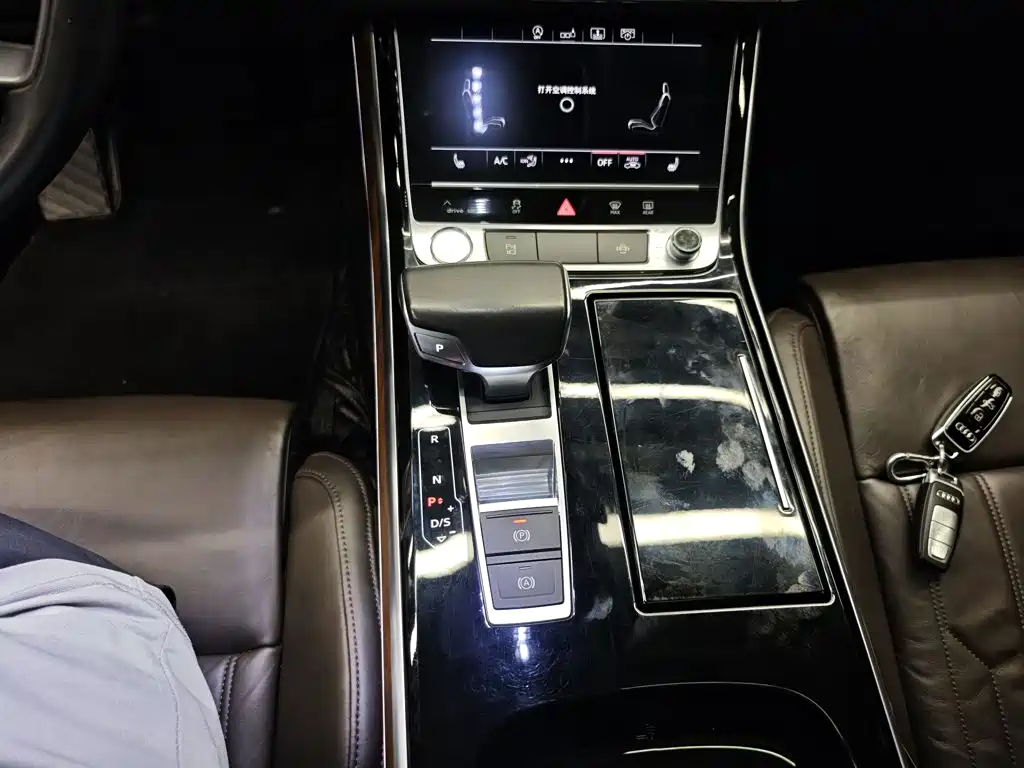 Audi A8 — миниатюра 14