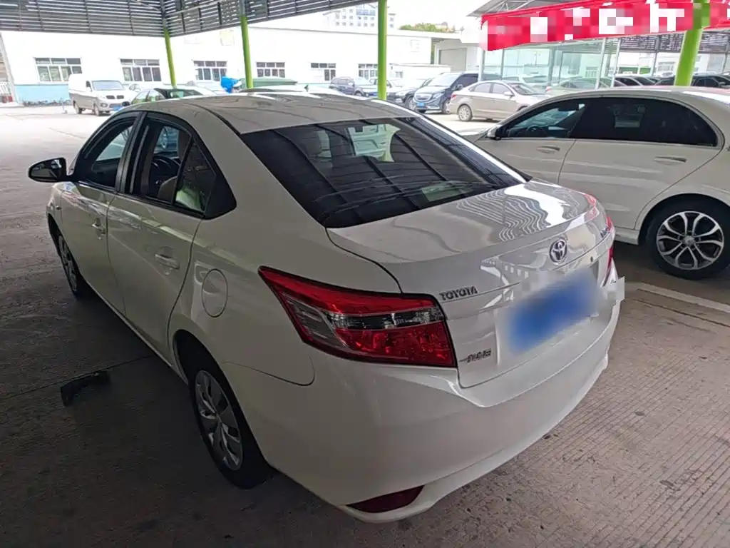 Toyota Vios — миниатюра 5