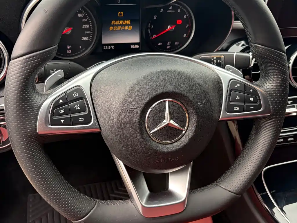 Mercedes-Benz C-Class — миниатюра 13
