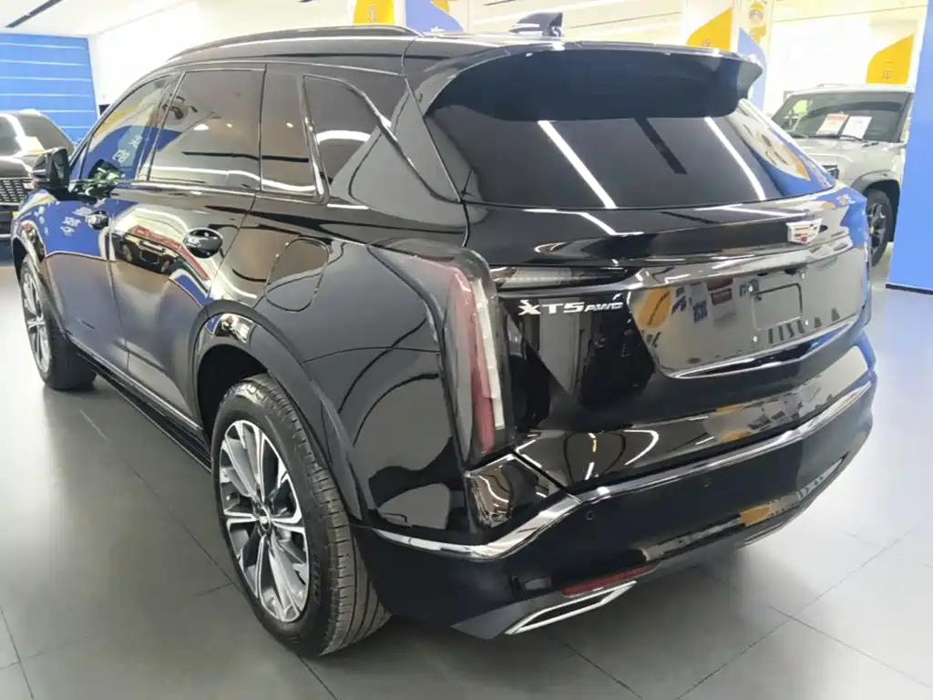 Cadillac XT5 — миниатюра 5