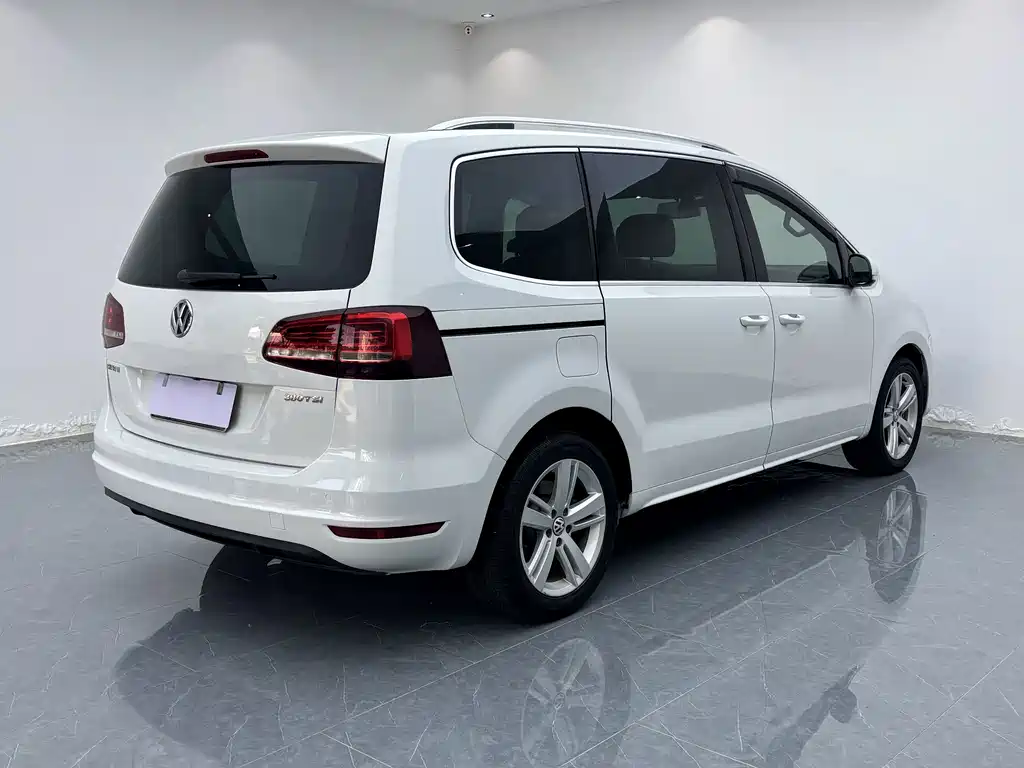 Volkswagen Sharan — миниатюра 6