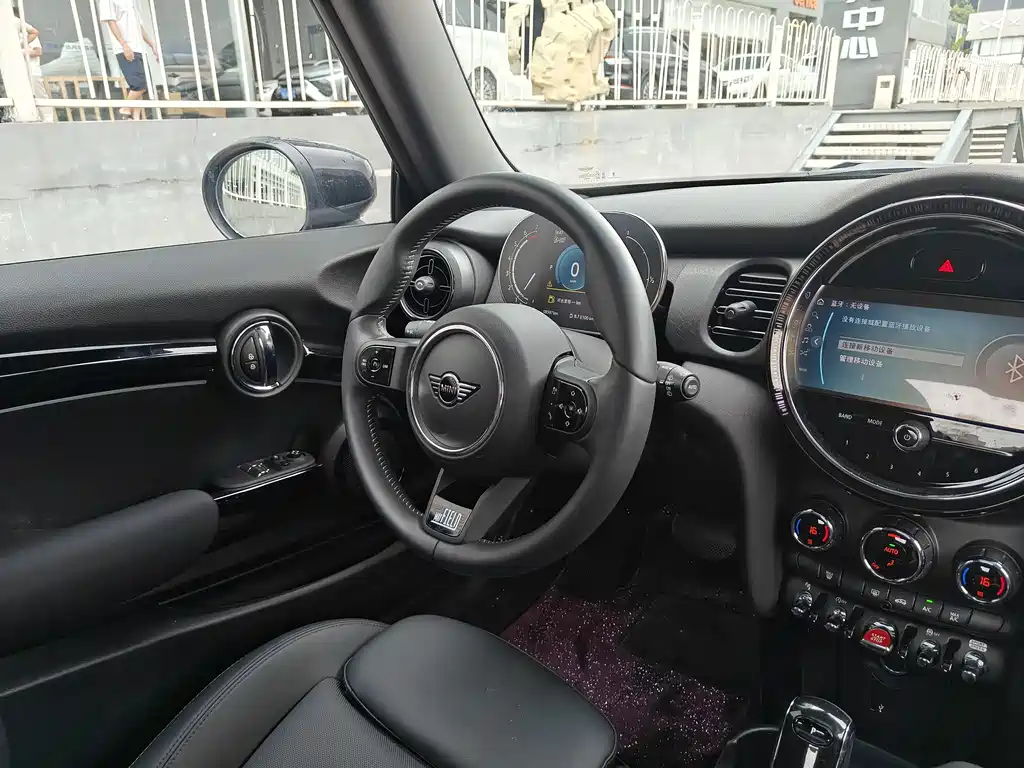 MINI Mini — миниатюра 16