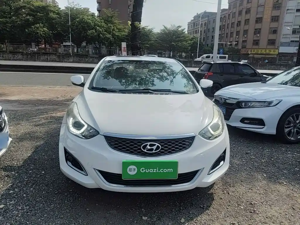 Hyundai Elantra Langdong — миниатюра 3