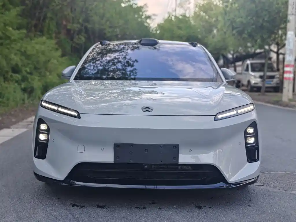 NIO ET5T — миниатюра 2