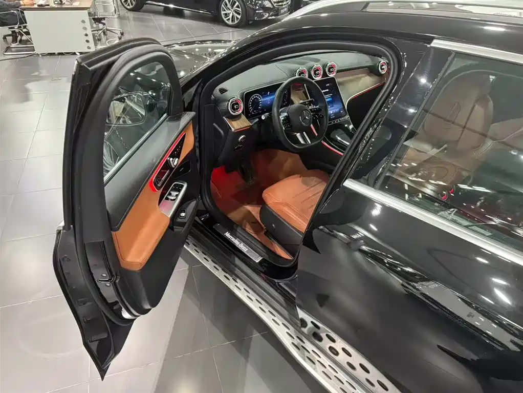 Mercedes-Benz GLC — миниатюра 13