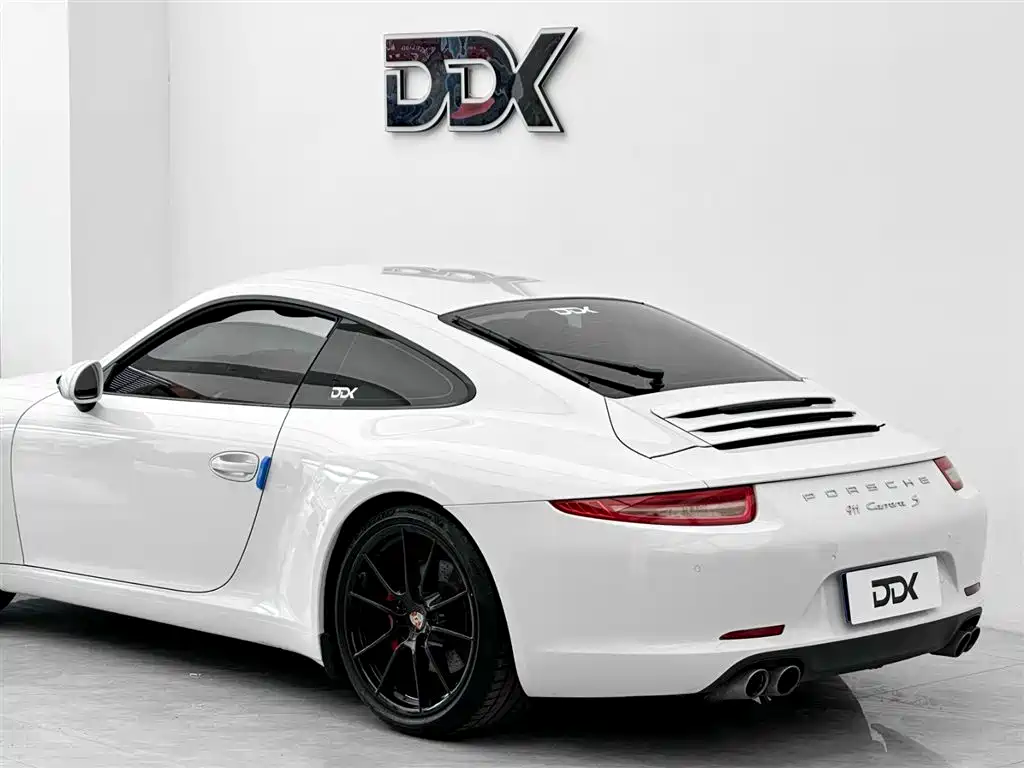 Porsche 911 2012 Carrera S 3.8L