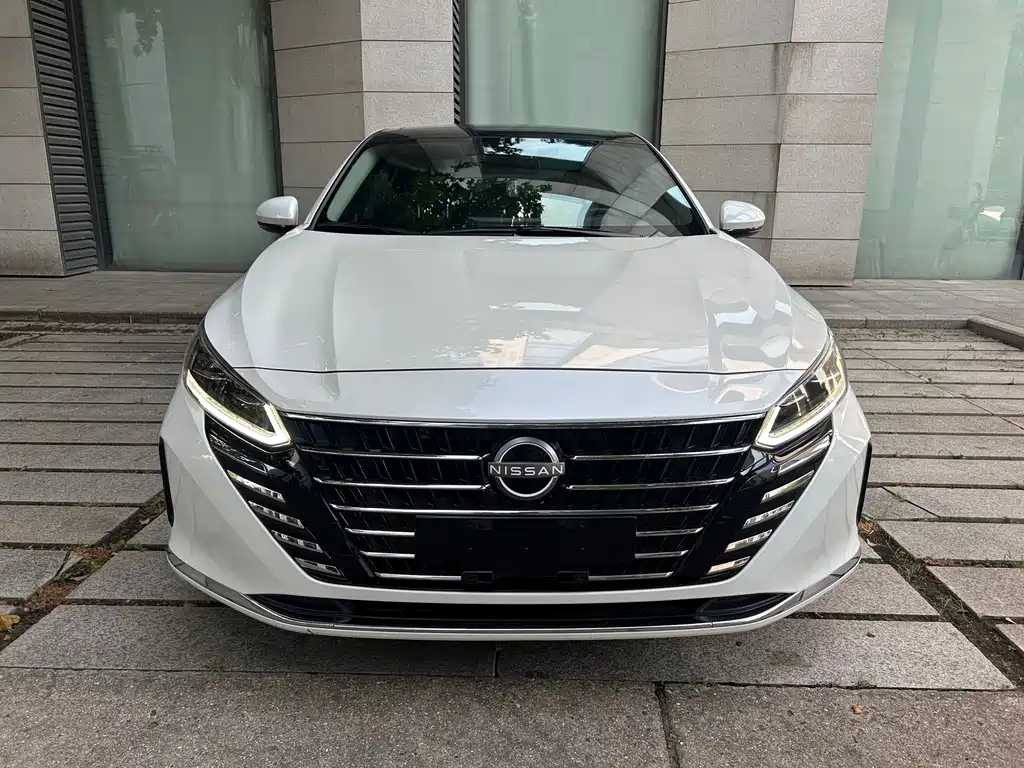 Nissan Teana — миниатюра 2