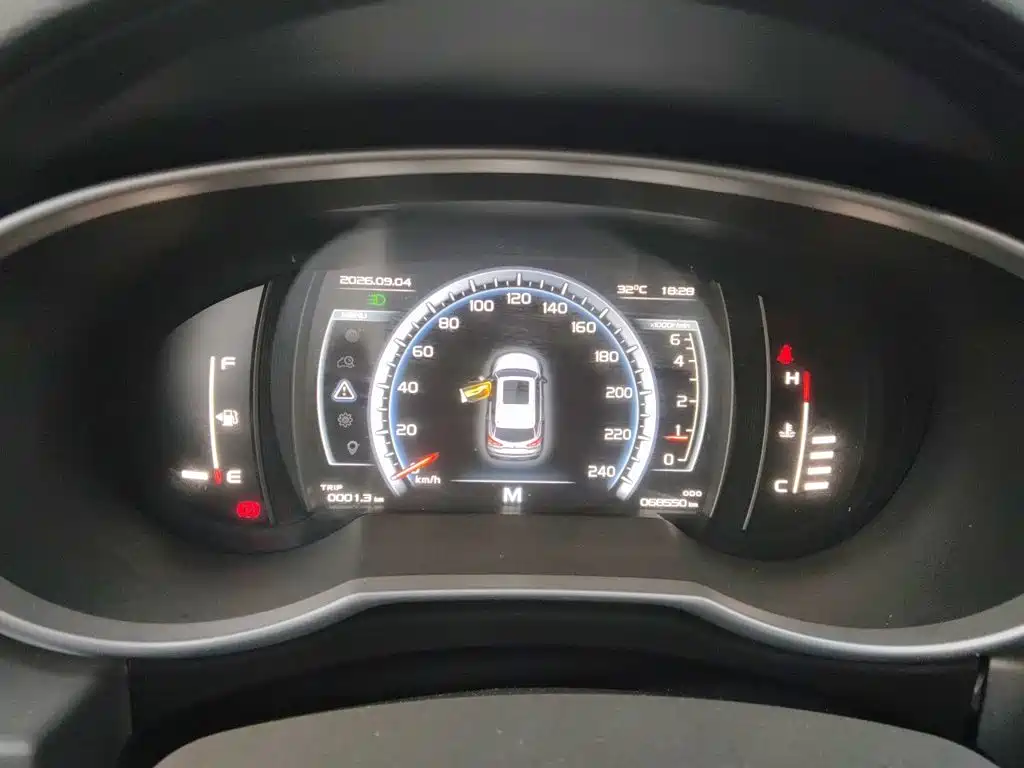 Geely Boyue — миниатюра 7