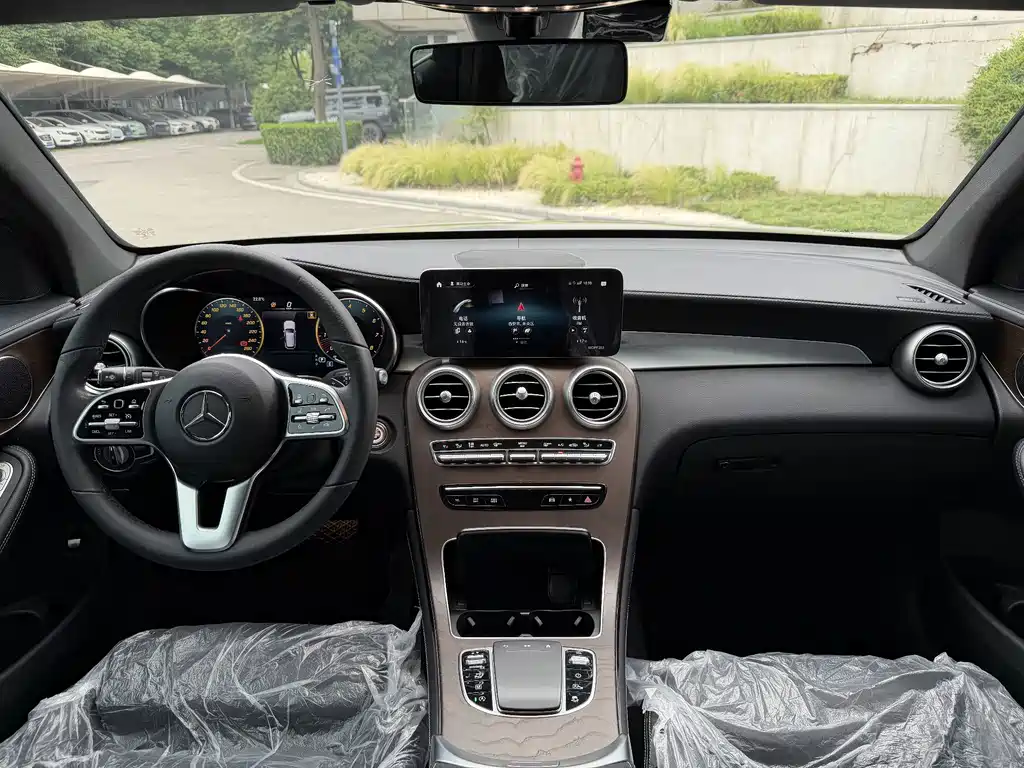 Mercedes-Benz GLC — миниатюра 27