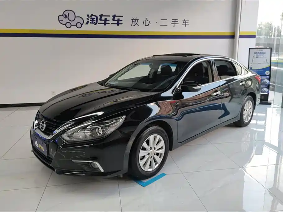 NISSAN TEANA