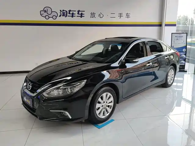 NISSAN TEANA 2018
