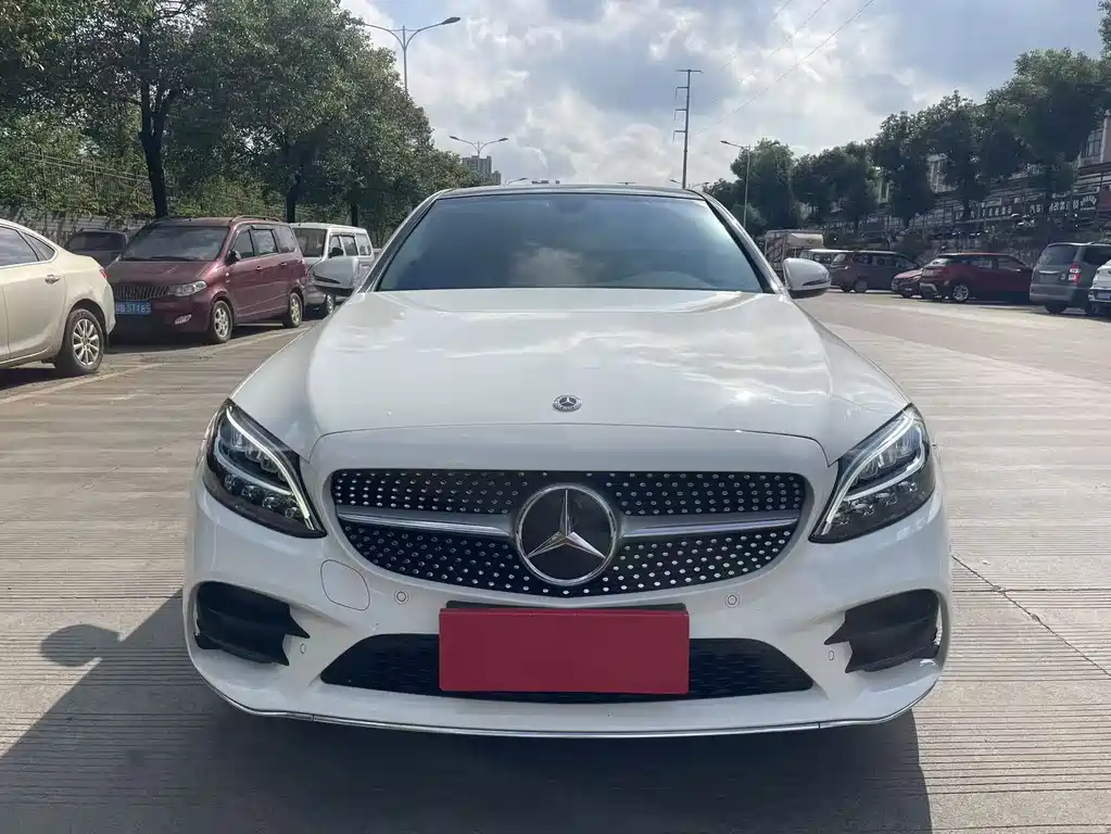 Mercedes-Benz C-Class — миниатюра 2