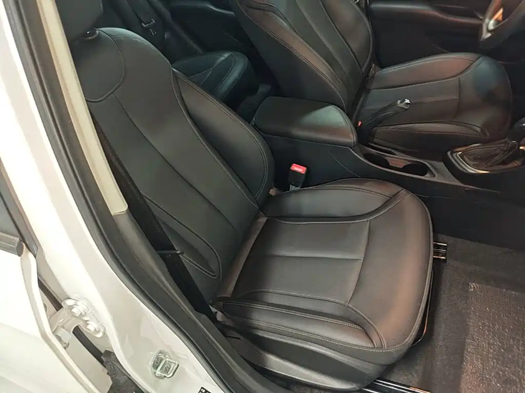 Buick Excelle — миниатюра 25