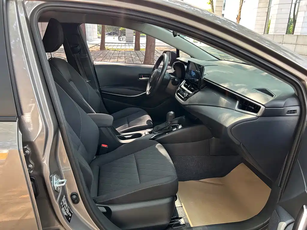 Toyota Corolla — миниатюра 15