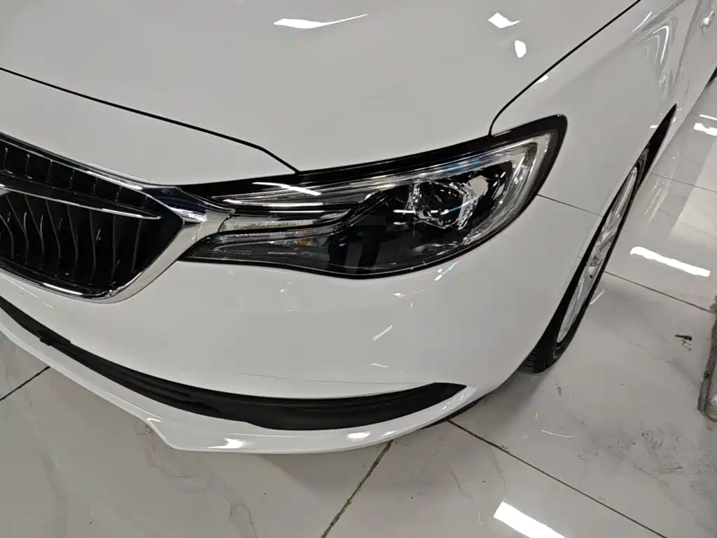 Buick Excelle — миниатюра 24