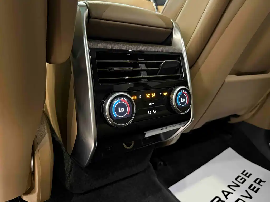 Land Rover Range Rover — миниатюра 17