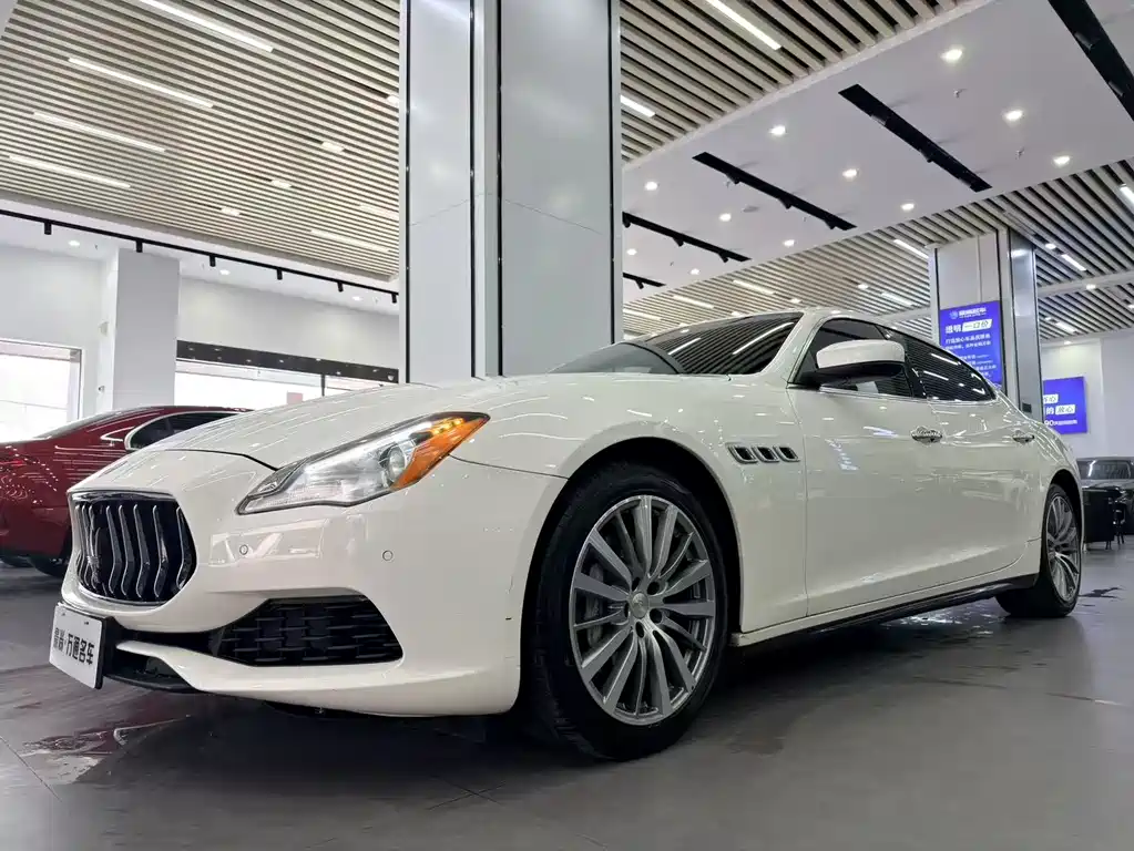 Maserati Quattroporte 2017