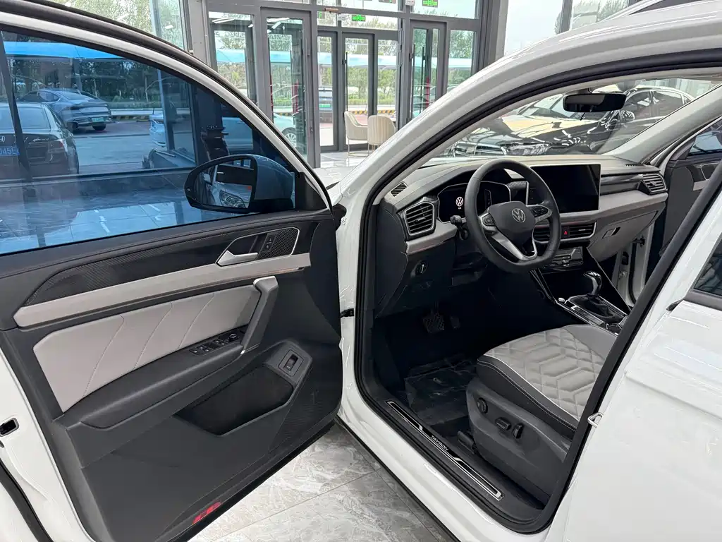 Volkswagen Tayron — миниатюра 7