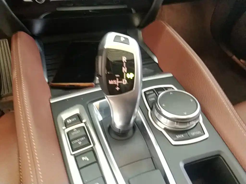 BMW X6 — миниатюра 14