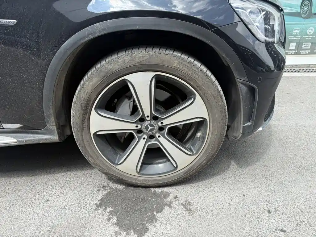 Mercedes-Benz GLC — миниатюра 9