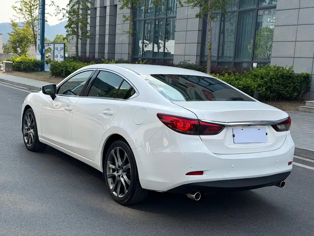 Mazda Atenza — миниатюра 4