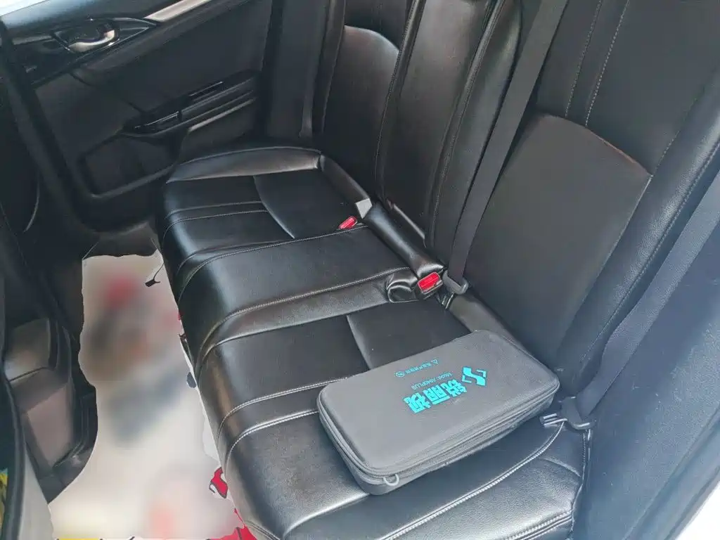 Honda Civic — миниатюра 18