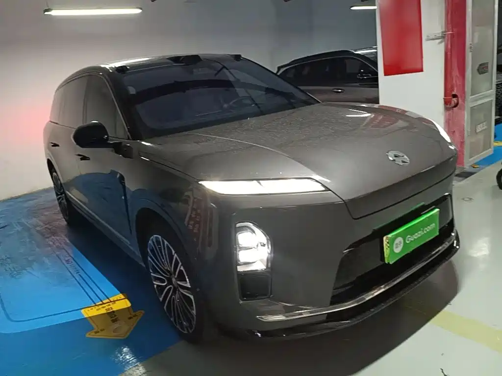 NIO ES8 — миниатюра 4