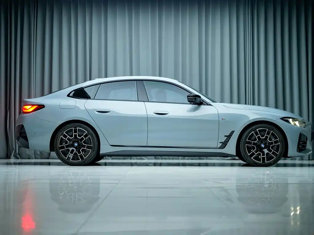 BMW 4 Series — миниатюра 8