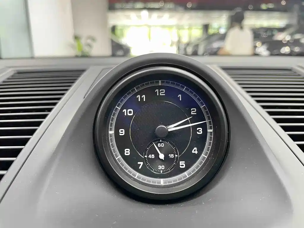 Porsche Macan — миниатюра 17