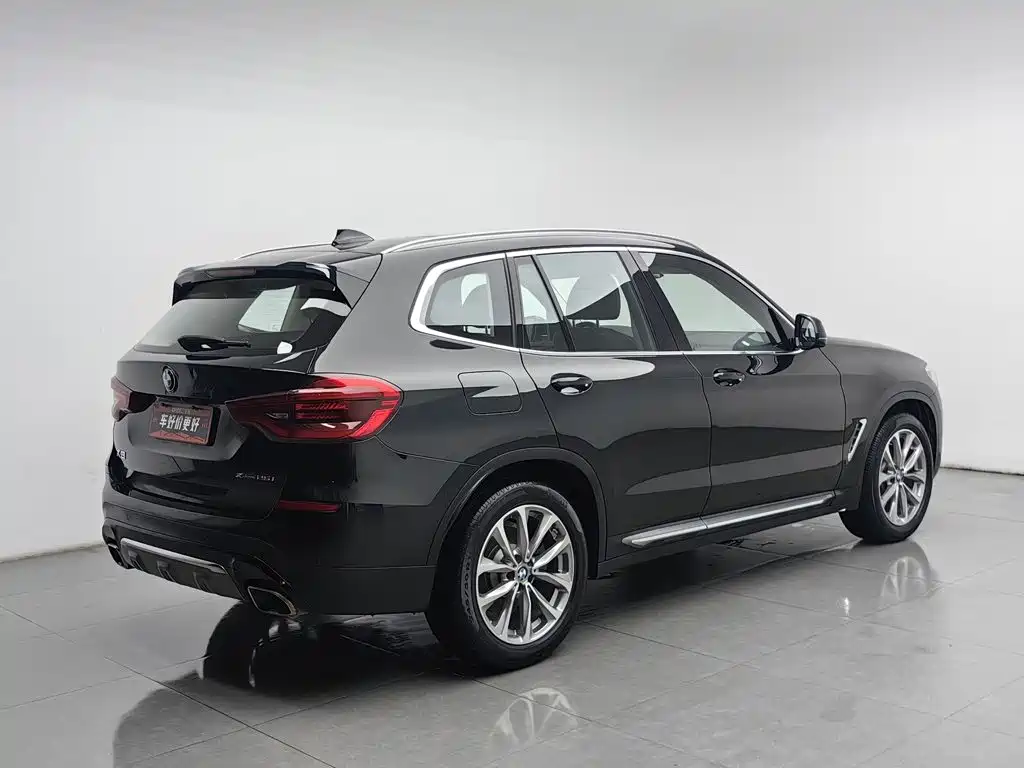 BMW X3 — миниатюра 2