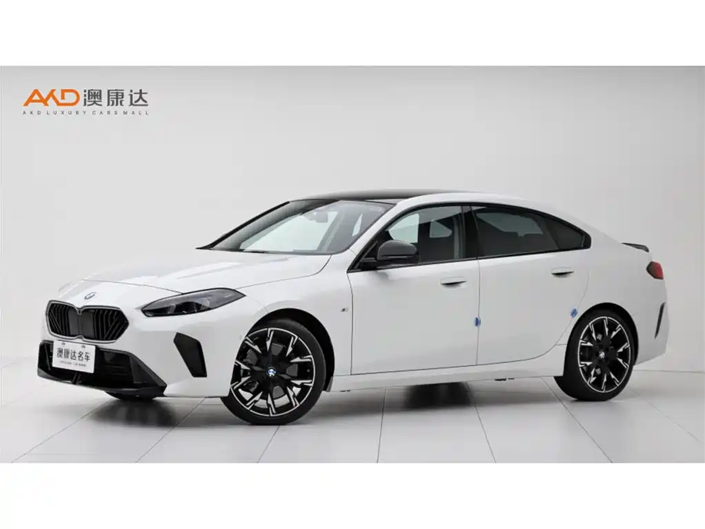 宝马225L/2.0T/25款/M运动曜夜套装 2025