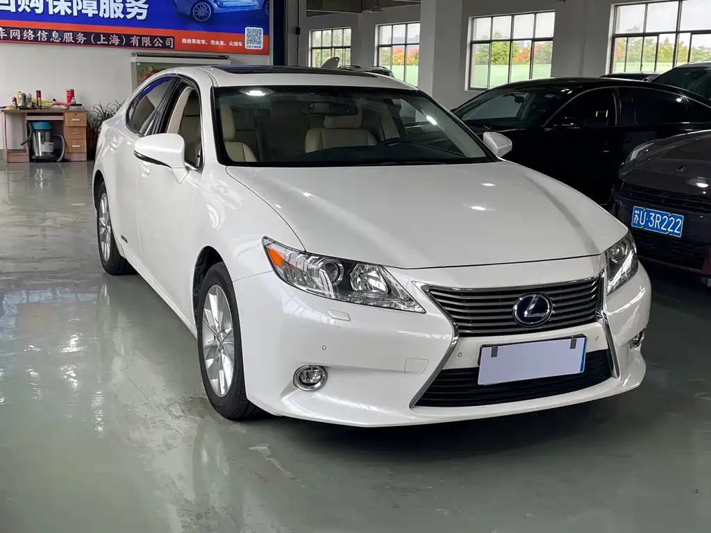 Lexus ES — миниатюра 3