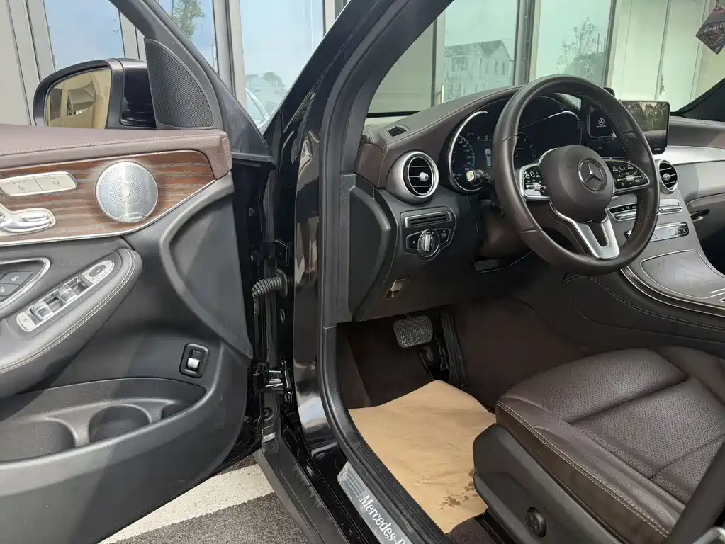 Mercedes-Benz GLC — миниатюра 4