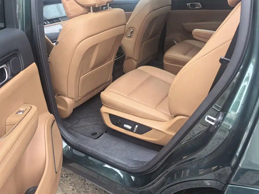 Li Auto Li ONE — миниатюра 14