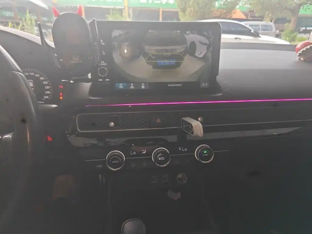 Honda Civic — миниатюра 13