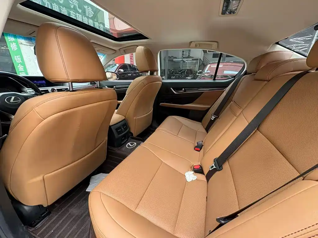 Lexus GS — миниатюра 3
