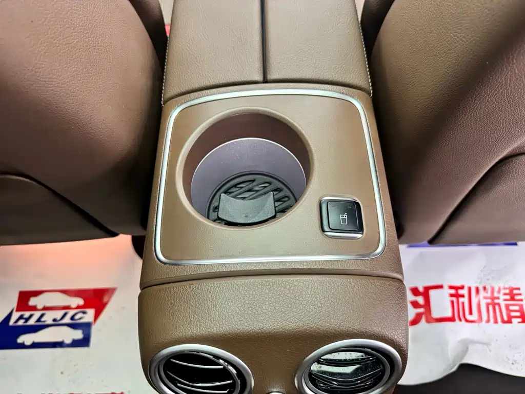 Mercedes-Benz E-Class — миниатюра 21